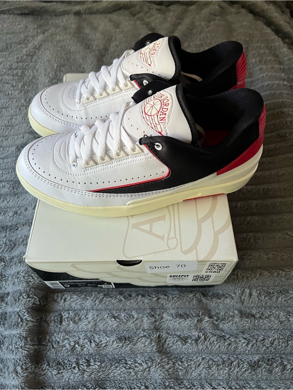 Jordan 2 “Chicago” Low Top Sneakers - White/Black/Red Accents